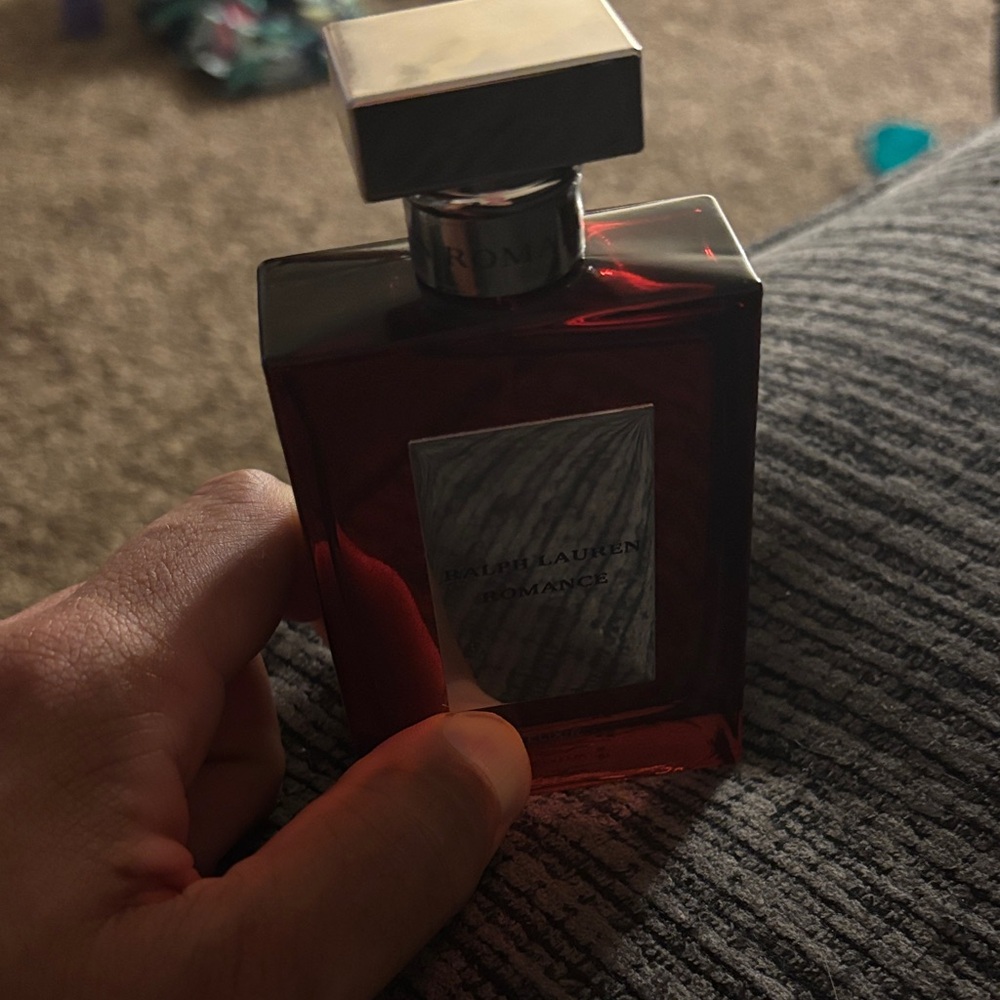 Ralph Lauren Romance Elixir in Deep Red - Picture 2 of 4